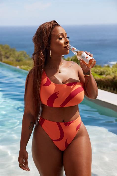 PICS Boity Expands Her Lifestyle Brand Launches Peachy Premuim Alcoholic Beverage