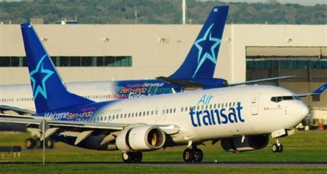 Air transat has 5,000 employees.13 on february 13, 2011. Air Transat toujours dans le peloton de tête des compagnies aériennes les plus performantes du ...
