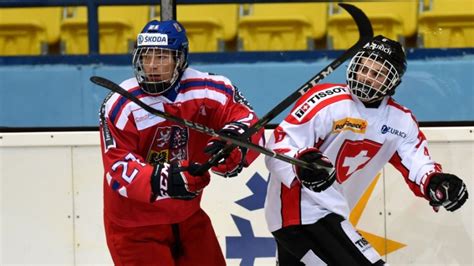 Liga, mládež, reprezentace, mistrovství světa, nhl, champions hockey league, evropské ligy. Petr Čajka: Švýcarsko jsem si zamiloval, ale jsem hrdý ...