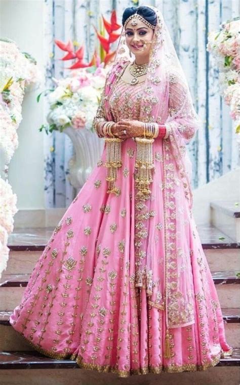 Absolutely Love This Brides Wedding Look Pink Lehenga With Golden