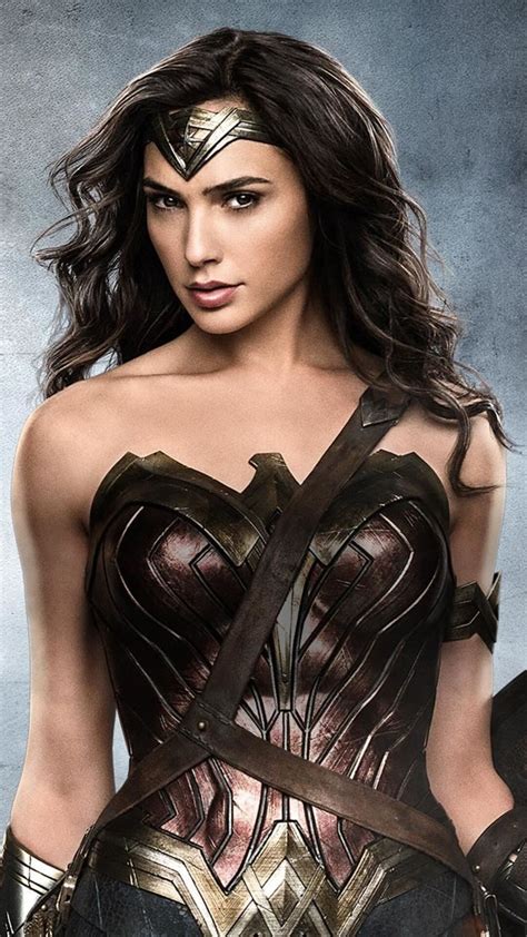 Gal Gadot As Wonder Woman Photo Revealed At Comic Con Sexiz Pix