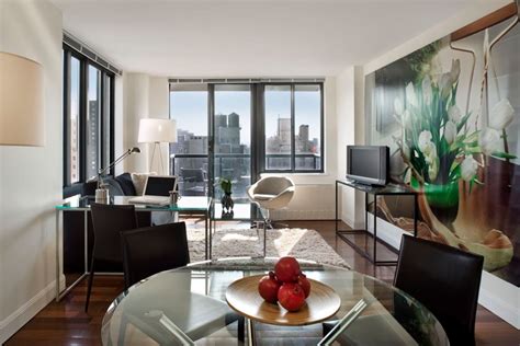 2 bedroom apartments in new york are an excellent choice for roommates, a small family, or anyone who needs more space. These Tech Upgrades are the New Hottest NYC Luxury ...