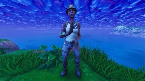 The recon expert fortnite outfit came out during season 1 and is rare. Fortnite Recon Expert Wallpapers - Top Free Fortnite Recon ...