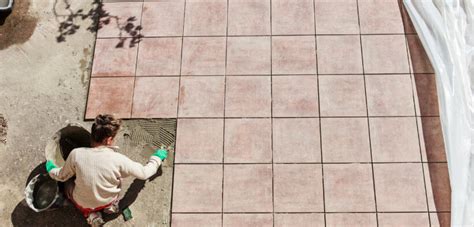 Für die verlegung der terrassenfliesen benötigen sie folgende produkte. Frostsichere Fliesen: Perfekt geeignet für den ...
