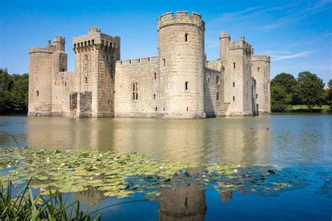 Top 15 Medieval Castles In Europe 2024