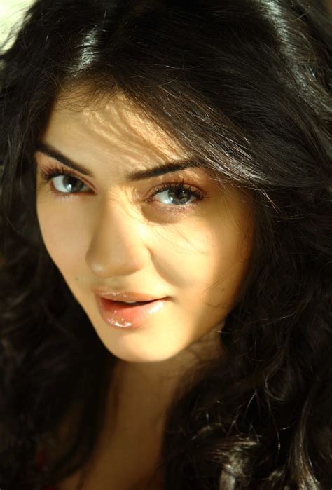Hot Stills Indian Actress Hansika Motwani Latest Very Hot