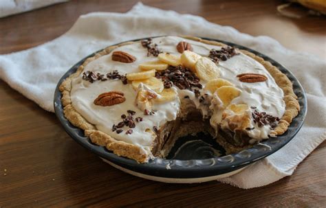From cakes to pies to mousses, we've collected a few of our favorites that are sure to satisfy your sweet cravings. Best Banana Cream Pie EVER | Banana cream pie, Vegan ...