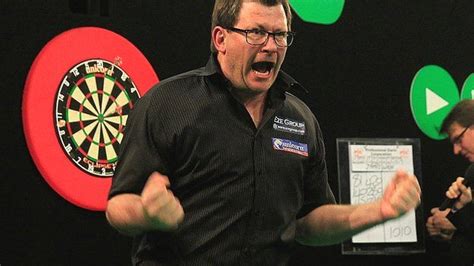 Gary Anderson Wins Players Championship In Minehead Bbc Sport