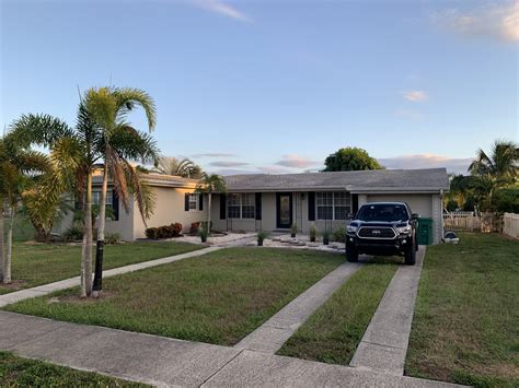 Explore an array of port charlotte vacation rentals, including houses, apartment and condo rentals & more bookable online. Port Charlotte Seasonal Rental - Saltwater in PC