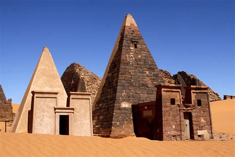 Nubia Sudan Arquitectura Antigua Piramides De Egipto Egipto Antiguo