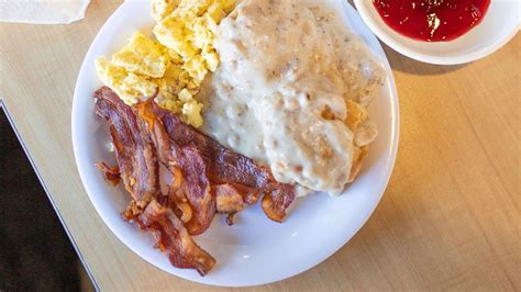 Golden Corral Breakfast Menu: Start Your Day Golden! - Buckeye Donuts