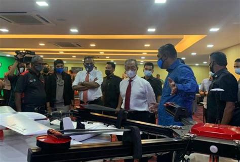 Pusat latihan & kemahiran lanjutan (ciast). Perdana Menteri luang masa lawat pusat peningkatan ...