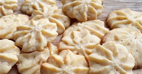 Und weil ich nicht immer den gleichen kuchen zur eigelbverwertung machen möchte, habe ich mich auf die suche nach einem guten rezept gemacht. Orangen - Marzipan - Kekse = super Rezept für ...