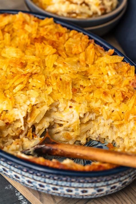 The beauty of this mouthwatering cheesy potato casserole (sometimes also referred to as funeral potatoes,) is in its utter simplicity. Cheesy Potato Casserole - Hash Brown Potato Casserole Recipe