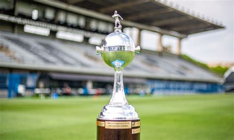 24 de janeiro de 2021. Futebol feminino brasileiro inicia luta para manter ...