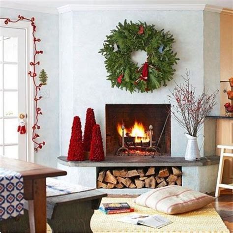 Today i'm excited to share my living room christmas decor. Merry Christmas Decorating Ideas for Living Rooms and Fireplace Mantels