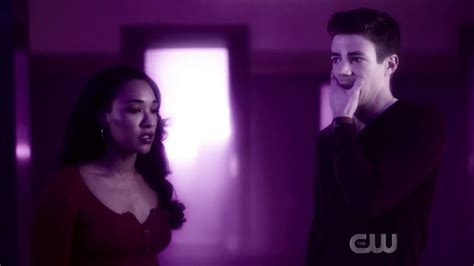 Flash S5 Barry And Iris Goes Into Nora S Memories Youtube