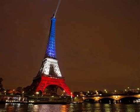 French Tourism Fights the Aftereffects of the Attacks in Paris | .TR