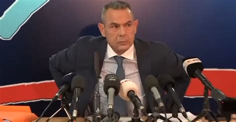 Ο πάνος καμμένος ανακοίνωσε ότι μετέβη στη γειτονική και. ΠΑΝΟΣ ΚΑΜΜΕΝΟΣ-ΠΡΟΕΙΔΟΠΟΙΗΣΕ ΧΘΕΣ ΟΤΙ ΘΑ ΤΟ ΚΑΝΕΙ....ΚΑΙ ...