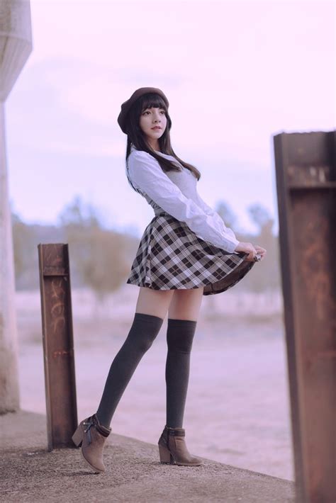Postman Maid Send Japanese Thigh High Socks Pounding Land Perturbation