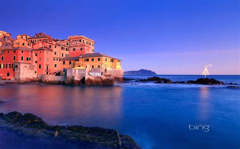 Christmas Tree In The Village Of Boccadasse Italy Bing
