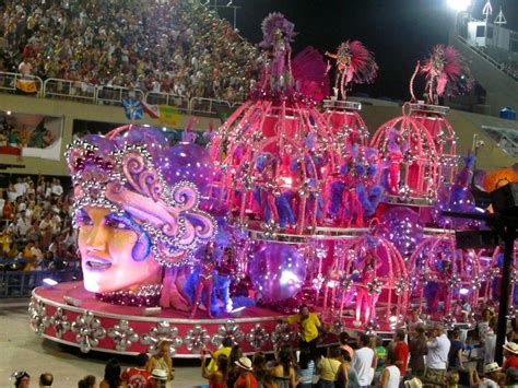 Pin By Macintyre On Brazilian Carnival Carnival Floats Carnival Brazil Carnival