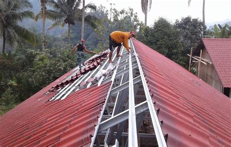 Lightweight Roof Purlins