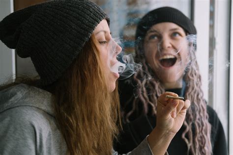 7 Ways To Find Stoner Friends Potguide