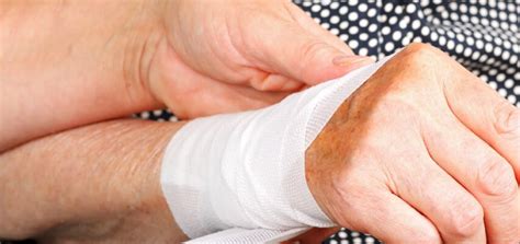 Common Nursing Home Accidents And How To Recognize Them Thomason