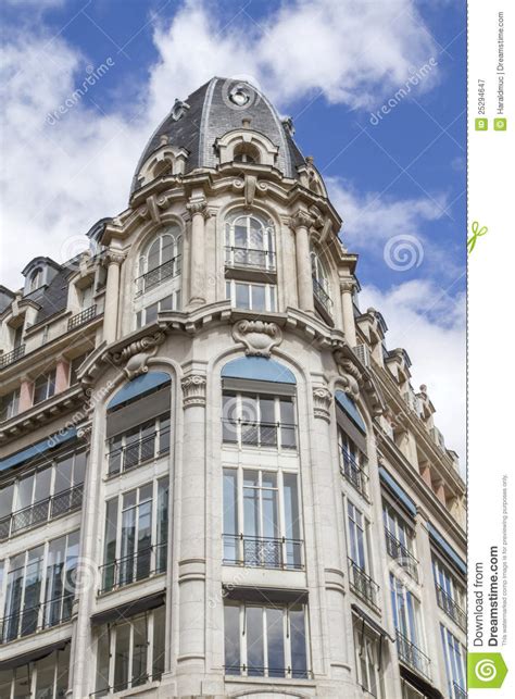 How to be parisian book. Typical Parisian Architecture Royalty Free Stock ...