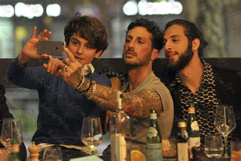 Sep 29, 2021 · fabrizio corona, la bomba sul gfvip: FABRIZIO CORONA FESTEGGIA I SUOI 42 ANNI - BOLLICINE VIP