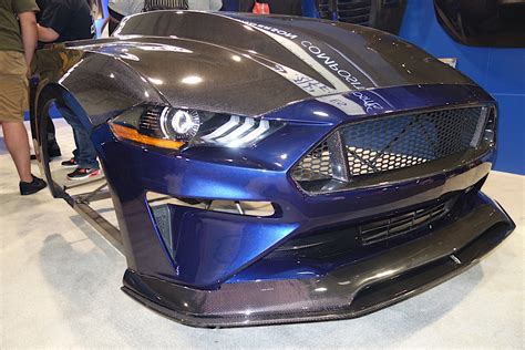 Sema 2017 Anderson Composites Light And Stylish 2018 Mustang Carbon Fiber