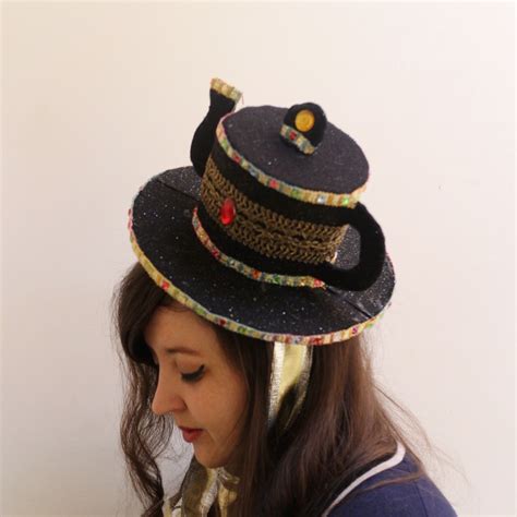 Making the brim for the hat! Teapot Top Hat · How To Make A Top Hat · Decorating on Cut ...