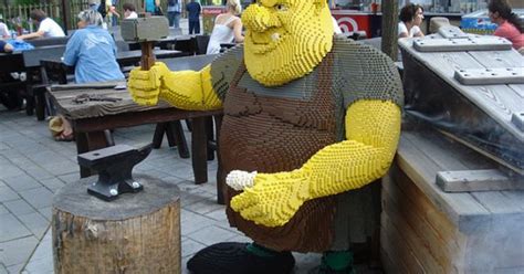 Life Sized Lego Shrek Lego Pinterest Shrek Lego And Legos