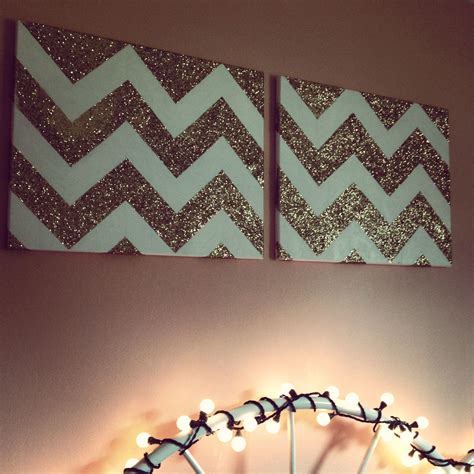 Diy Glitter Chevron On Canvases Just Made These Chevron Wall Art Diy