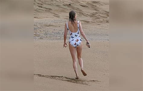 Actress Brie Larson Flaunts Her Beach Body In Butterfly Swimsuit In Hawaii