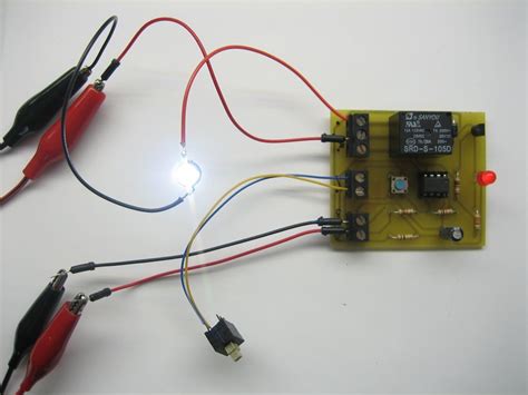 Toggle relay control this function allows users to toggle relays based on inputs. Toggle ON / OFF Switch - Electronics-Lab