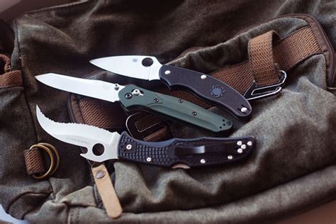 Lefty The Best Left Handed Edc Knives To Get Your Hands On