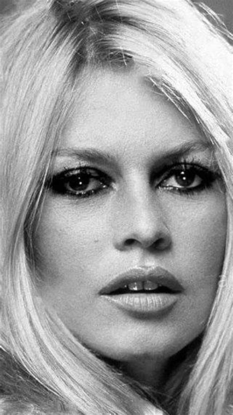 Bb In The Full Flowering Of Her Stunning Beauty Divas Brigitte Bardot Hair Blonde Actresses
