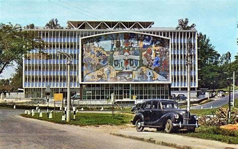 Год sejarah perkembangan tulisan jawi. Dewan Bahasa dan Pustaka c. 1960 | the old Kuala Lumpur in ...