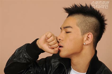 62,419 likes · 2,187 talking about this. 什么脸型适合小鸡冠头_百度知道
