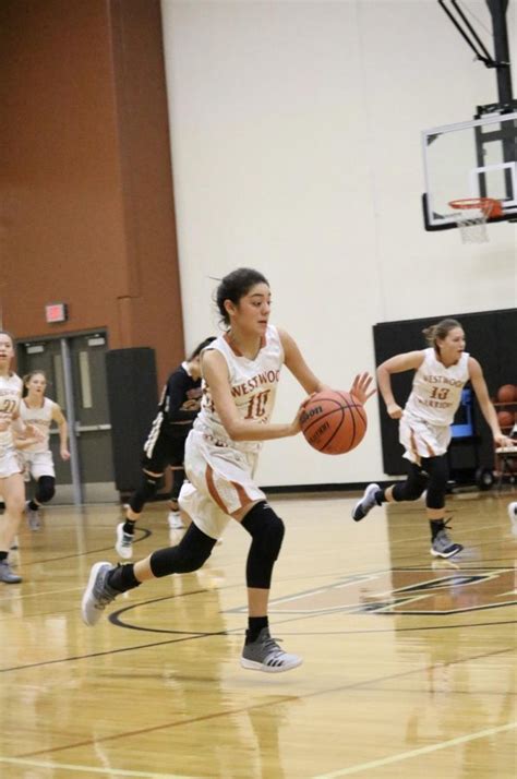 Freshman Girls Basketball Defeated By Vista Ridge 39 37 Westwood Horizon