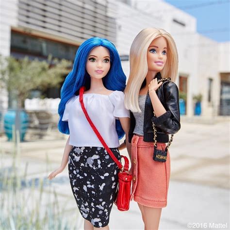 Ver Esta Foto Do Instagram De Barbiestyle Mil Curtidas Mattel