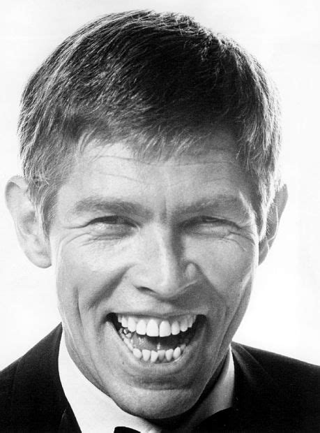 Poze Rezolutie Mare James Coburn Actor Poza 6 Din 24 Cinemagiaro