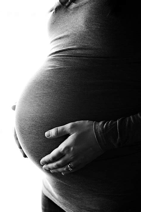 Crystal Jones Photography Black And White Studio Maternity Photos In