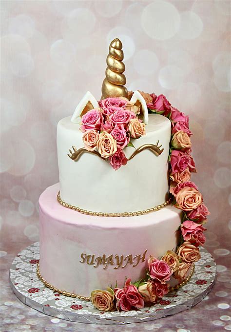 Don't let those 3d elements intimidate you — as long as you follow these steps, you only need basic fondant and buttercream skills to bring this. unique unicorn cakes - yorkshire_rose Photo (41416105 ...