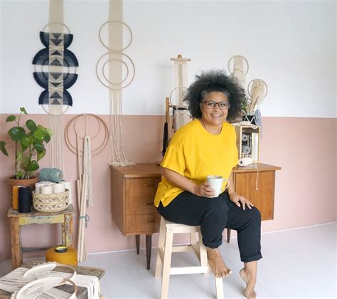 How to Sell Your Crafts During the Holidays [Interview]