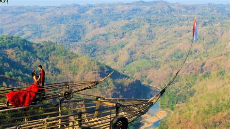 Harga tiket masuk waduk pacal: Spot Foto + Harga Tiket Masuk Jurang Tembelan