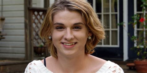 gender non conforming teen forced to remove makeup for driver s license wants new photo huffpost