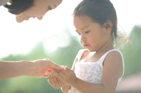 The Scientific Secret To Raising Good Children Is Out
